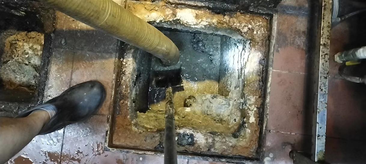 伊州污水池清理一般都有毒气，怎么预防中毒呢？